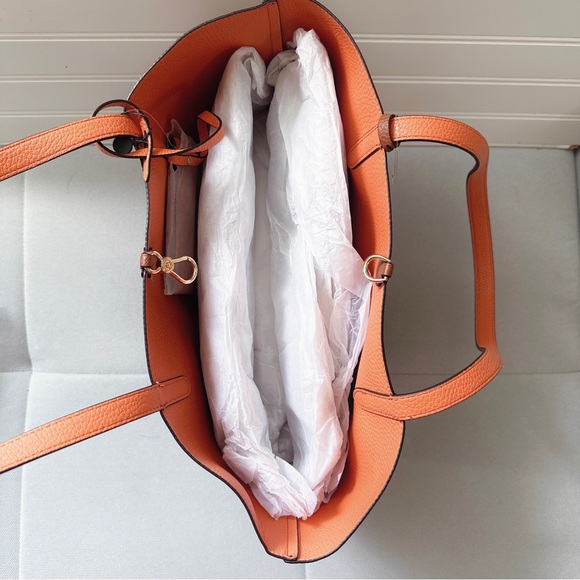 Sold!❣️ Lauren Ralph Lauren Large Reversible Pebbled-Faux Leather Tote Bag NWT - Picture 12 of 15